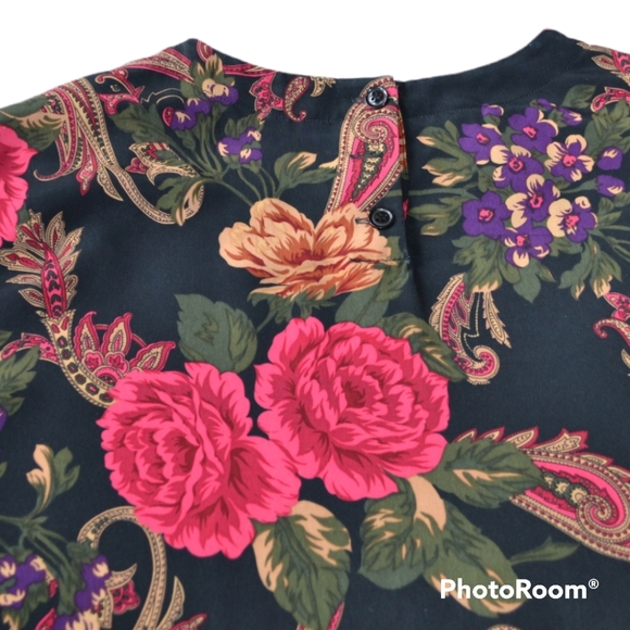 Beautiful Floral and Paisley Alfred Dunner Matching Skirt and Blouse Set - Picture 8 of 16